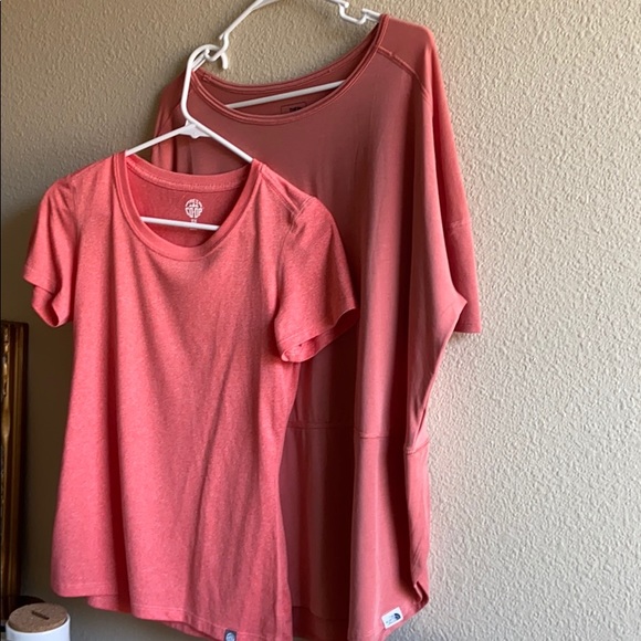 The North Face Top - Picture 11 of 12